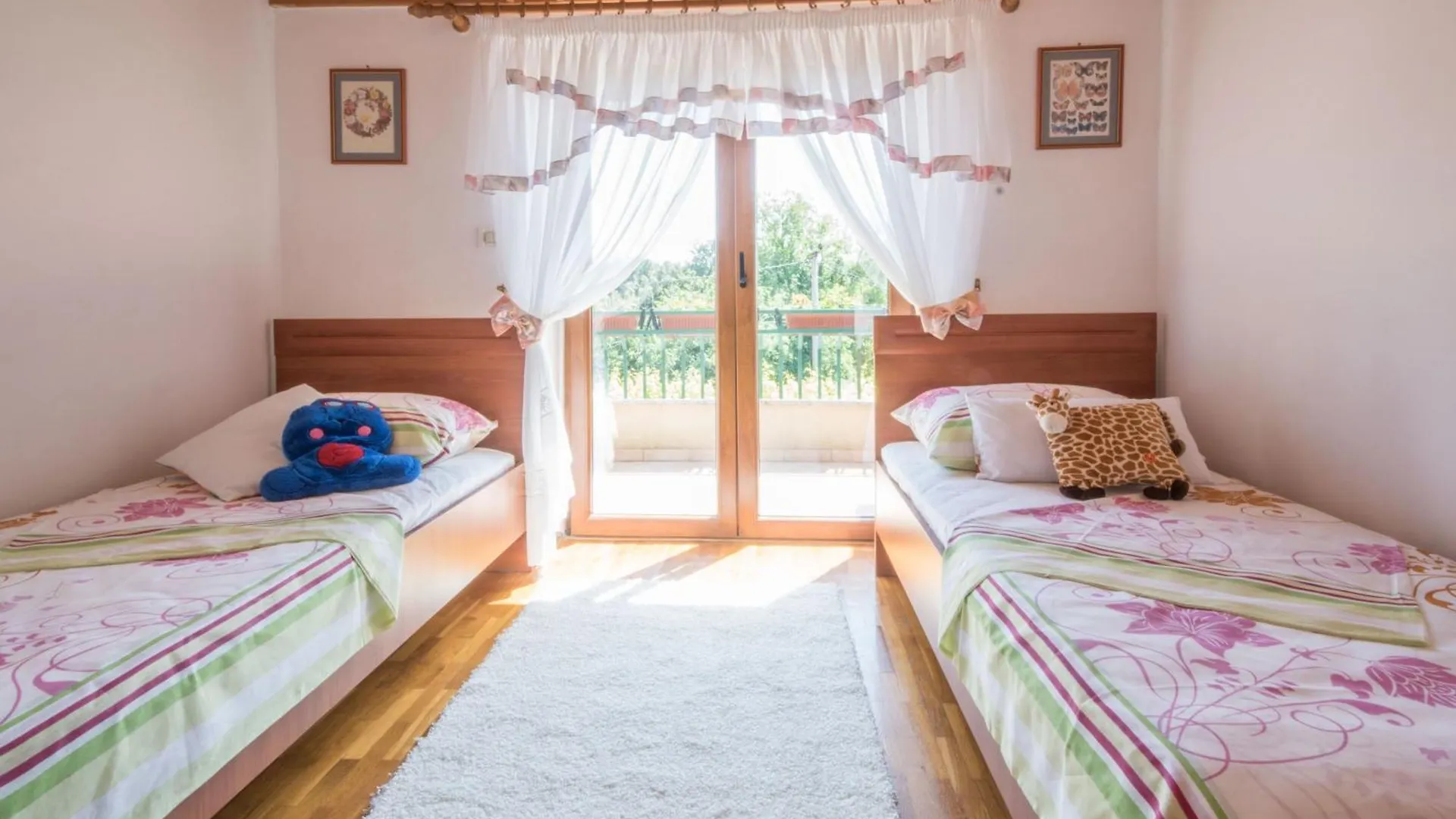 Villa Teodora, An Ideal Holiday Hideaway For Families And Friends Krapan